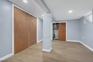 1088 Grove St, Irvington, NJ 07111 - Photo 20