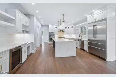 354 Beaufort Ave, Livingston, NJ 07039 - Photo 26