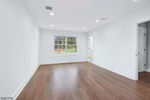 354 Beaufort Ave, Livingston, NJ 07039 - Photo 42