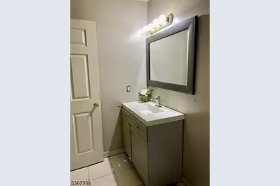 539 Union Ave #11, Irvington Twp., NJ 07111 - Photo 8