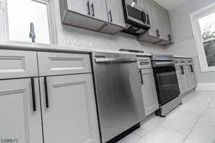 10 Codington Pl, Somerville, NJ 08876 - Photo 4