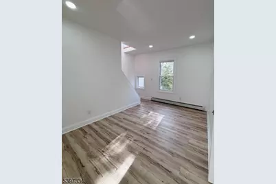 48 N York St #2R, Paterson, NJ 07524 - Photo 2