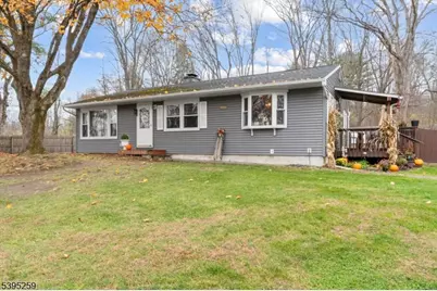 3 Volker Ln, Sandyston Township, NJ 07827 - Photo 4