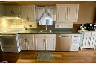 15 Hemlock Dr, Vernon, NJ 07461 - Photo 6