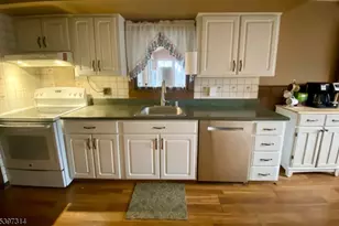 15 Hemlock Dr, Vernon, NJ 07461 - Photo 6