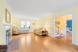 71 Georgian Ct, Hillside, NJ 07205 - Photo 6
