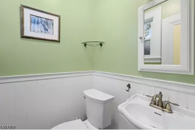 71 Georgian Ct, Hillside, NJ 07205 - Photo 16