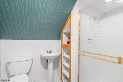 71 Georgian Ct, Hillside, NJ 07205 - Photo 28