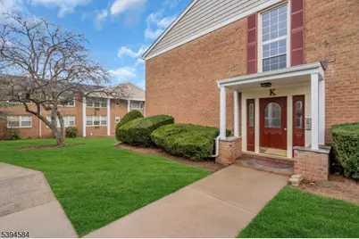 605 Grove St #4, Clifton, NJ 07013 - Photo 2