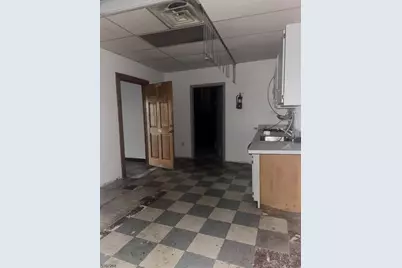 237 W Saint Georges Ave, Linden, NJ 07036 - Photo 6