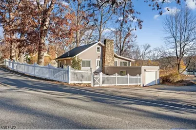 83 Lakeview Ave, Ringwood, NJ 07456 - Photo 2