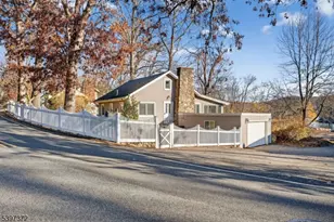 83 Lakeview Ave, Ringwood, NJ 07456 - Photo 2