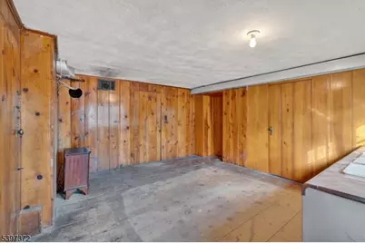 83 Lakeview Ave, Ringwood, NJ 07456 - Photo 30