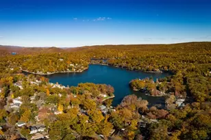 83 Lakeview Ave, Ringwood, NJ 07456 - Photo 34