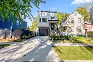 63 Oak St, East Orange, NJ 07018 - Photo 4