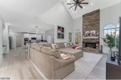 16 Perry Rd, Clinton Township, NJ 08801 - Photo 6