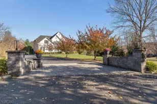 16 Perry Rd, Clinton Township, NJ 08801 - Photo 24