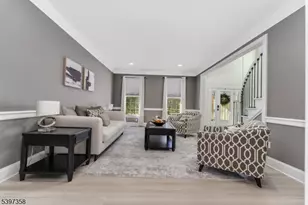 16 Perry Rd, Clinton Township, NJ 08801 - Photo 4