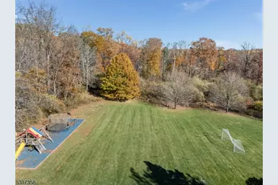 16 Perry Rd, Clinton Township, NJ 08801 - Photo 12