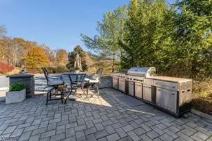 16 Perry Rd, Clinton Township, NJ 08801 - Photo 18