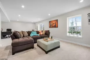 16 Esposito Ln, Roxbury Township, NJ 07850 - Photo 36