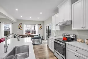 16 Esposito Ln, Roxbury Township, NJ 07850 - Photo 14