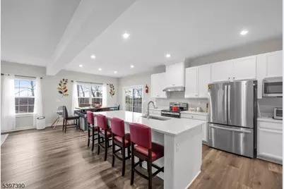 16 Esposito Ln, Roxbury Township, NJ 07850 - Photo 10