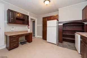 122 Milligan Pl, South Orange, NJ 07079 - Photo 6