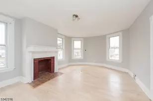 122 Milligan Pl, South Orange, NJ 07079 - Photo 30