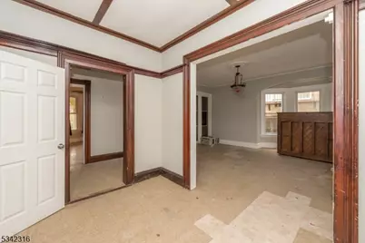 122 Milligan Pl, South Orange, NJ 07079 - Photo 10