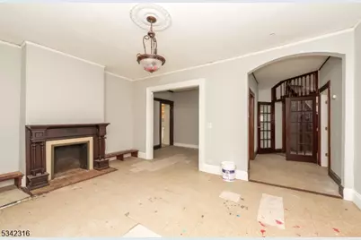 122 Milligan Pl, South Orange, NJ 07079 - Photo 8