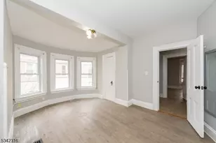 122 Milligan Pl, South Orange, NJ 07079 - Photo 26