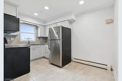 3 Witherspoon St Unit 2, Nutley, NJ 07110 - Photo 6