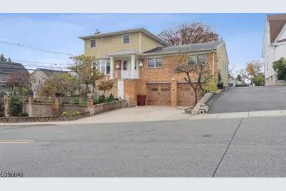 3 Witherspoon St Unit 2, Nutley, NJ 07110 - Photo 1