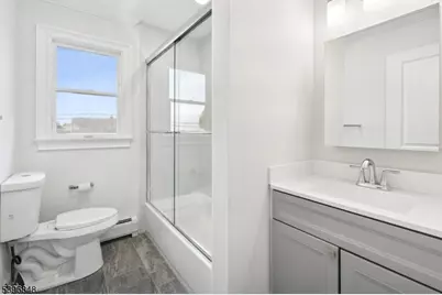 3 Witherspoon St Unit 2, Nutley, NJ 07110 - Photo 8