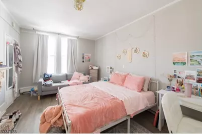 120 Milligan Pl, South Orange, NJ 07079 - Photo 8