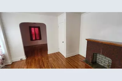 445 Minton Pl, Orange, NJ 07050 - Photo 2