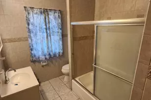 445 Minton Pl, Orange, NJ 07050 - Photo 6