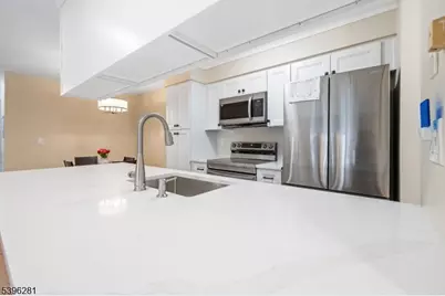 41 Bolton Ct, Franklin Township, NJ 08873 - Photo 8