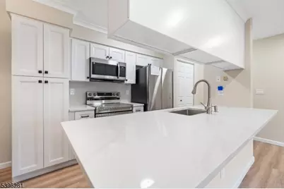 41 Bolton Ct, Franklin Township, NJ 08873 - Photo 10