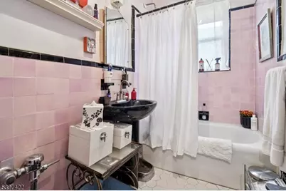 63 Sherman Pl #E 1, Jersey City, NJ 07307 - Photo 14