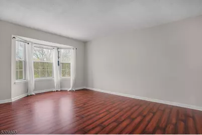 37 Chelsea Court, Franklin Township, NJ 08823 - Photo 10