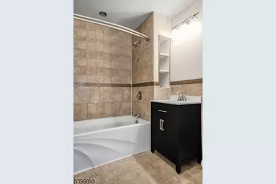 37 Chelsea Court, Franklin Township, NJ 08823 - Photo 12