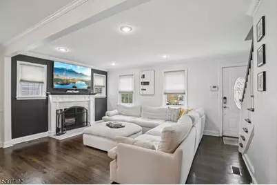 875 Salem Rd, Union Township, NJ 07083 - Photo 8