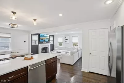 875 Salem Rd, Union Township, NJ 07083 - Photo 12