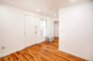 25 Highland St, Paterson, NJ 07524 - Photo 22