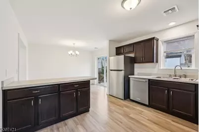 19 Beekman St, Manville, NJ 08835 - Photo 10