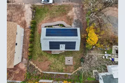 19 Beekman St, Manville, NJ 08835 - Photo 34