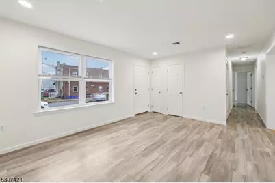 19 Beekman St, Manville, NJ 08835 - Photo 4