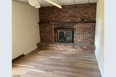 10 Brooks Blvd, Manville, NJ 08835 - Photo 14